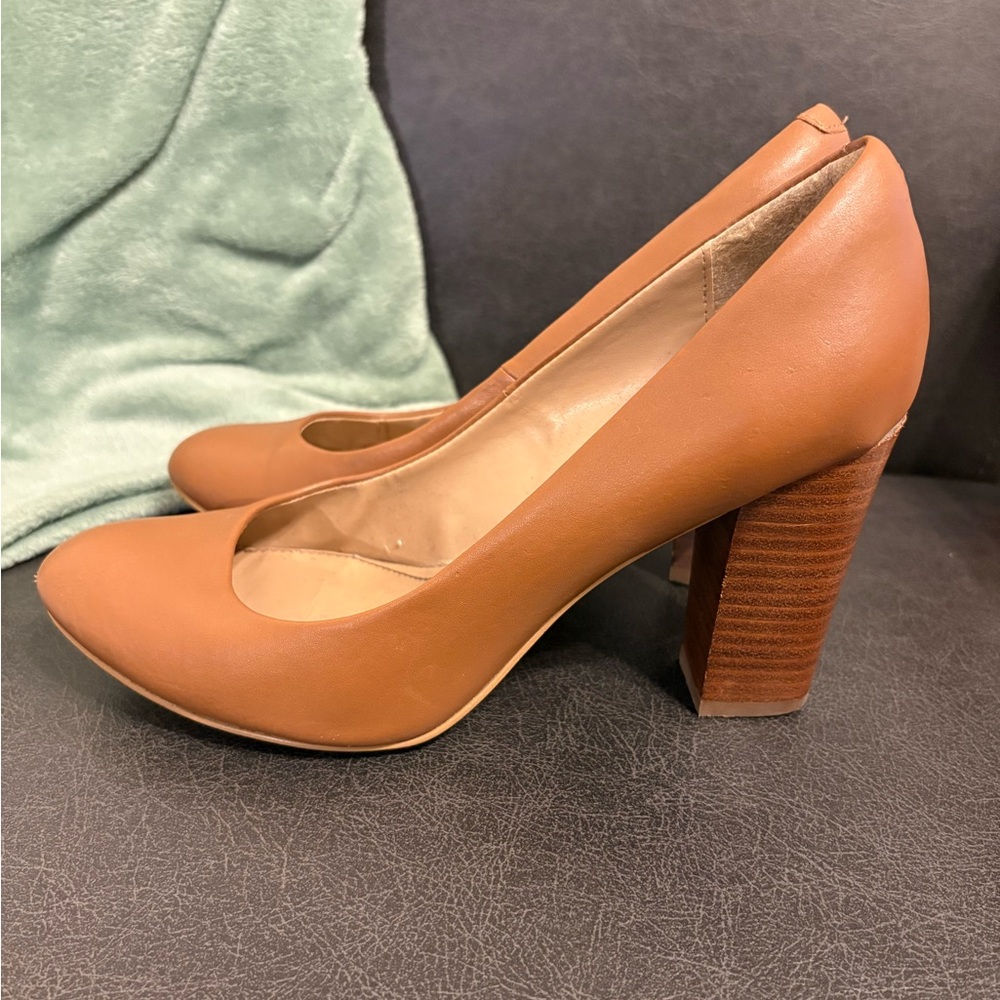 Isola Tan Leather Block Heels